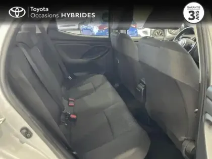 Photo 6 Toyota Yaris  116h Design 5p
