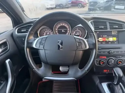 Photo 14 DS DS 4  THP 165ch Performance line S&S EAT6