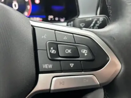 Photo 12 Volkswagen T-roc  1.0 TSI 110ch Life Plus