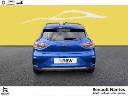 Photo 7 Renault Clio  1.6 E-Tech 145ch full hybrid esprit Alpine