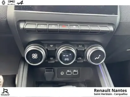 Photo 11 Renault Clio  1.6 E-Tech 145ch full hybrid esprit Alpine