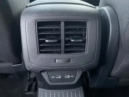 Photo 12 Volkswagen T-roc  1.5 TSI EVO 150ch Style DSG7