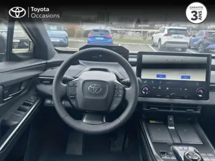 Photo 8 Toyota Bz4x  224ch 11kW Grande Autonomie Design MC25