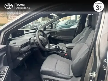 Photo 10 Toyota Bz4x  224ch 11kW Grande Autonomie Design MC25