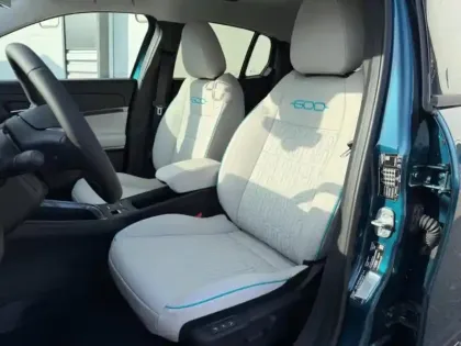 Photo 8 Fiat 600  e 156ch 54kWh La Prima