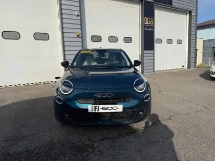 Photo 7 Fiat 600  e 156ch 54kWh La Prima