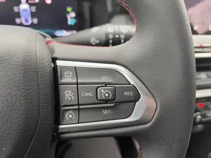 Photo 13 Jeep Compass  1.3 Turbo T4 240ch PHEV 4xe Trailhawk AT6 eAWD