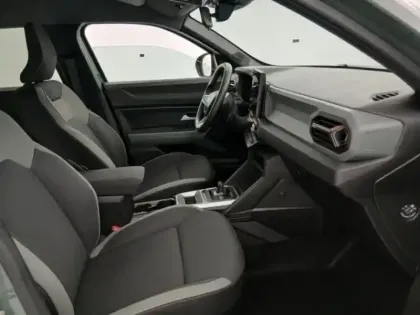 Photo 10 Dacia Duster  1.6 hybrid 140ch Extreme