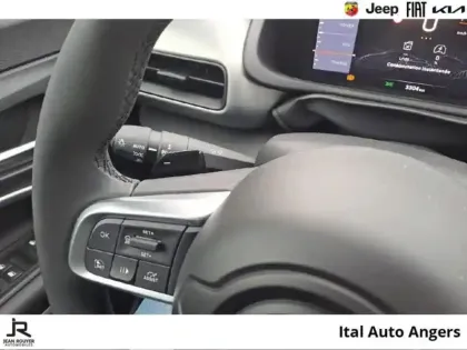 Photo 12 Jeep Avenger  1.2 Turbo T3 110ch MHEV Summit BVR6 eHybrid