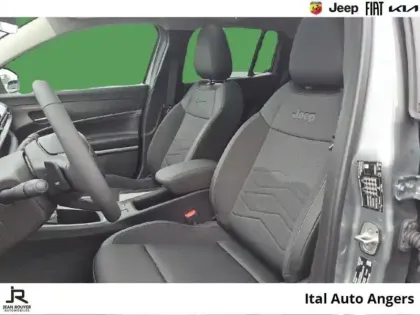 Photo 8 Jeep Avenger  1.2 Turbo T3 110ch MHEV Summit BVR6 eHybrid