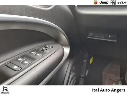 Photo 14 Jeep Avenger  1.2 Turbo T3 110ch MHEV Summit BVR6 eHybrid