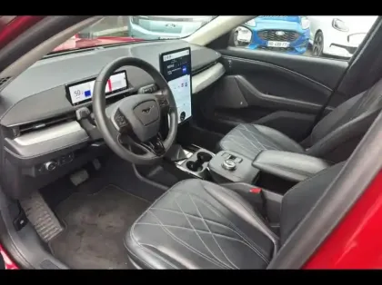 Photo 8 Ford Mustang  Mach-E 294ch Extended Range 99kWh Premium Propulsion