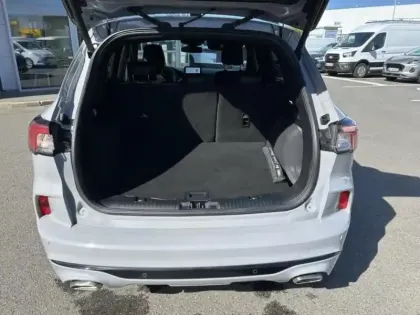 Photo 7 Ford Kuga  2.5 Duratec 190ch FHEV E85 Graphite Tech Edition BVA