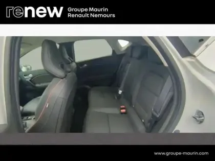 Photo 17 Renault Captur  1.6 E-Tech hybride rechargeable 160ch Initiale Paris -21