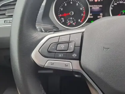 Photo 11 Volkswagen Tiguan  1.5 TSI 150ch Life Plus DSG7