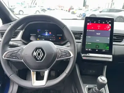 Photo 9 Renault Captur  mild hybrid 140