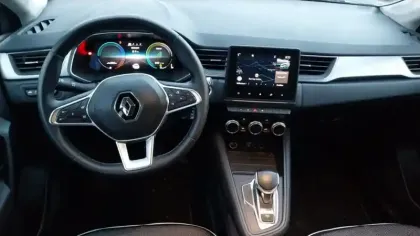 Photo 8 Renault Captur  E-Tech Plug-in 160 - 21