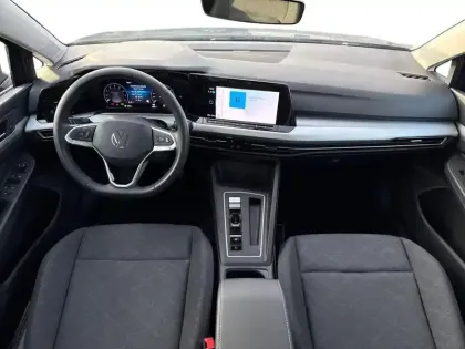 Photo 10 Volkswagen Golf  1.0 eTSI OPF 110 DSG7