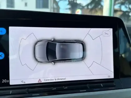 Photo 18 Volkswagen Golf  1.0 eTSI OPF 110 DSG7