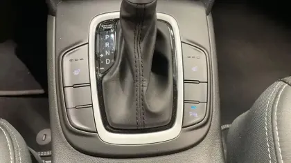 Photo 20 Hyundai Kona  1.6 GDi Hybrid