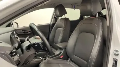 Photo 8 Hyundai Kona  1.6 GDi Hybrid