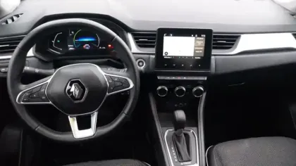 Photo 8 Renault Captur  E-Tech full hybrid 145