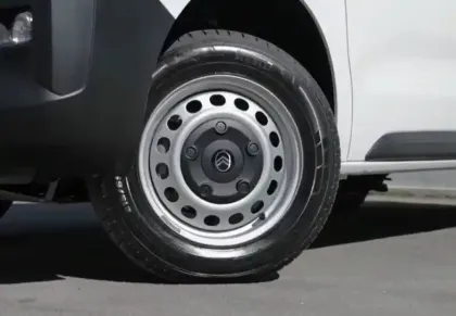 Photo 14 Citroën Jumpy  FGN M DIESEL 120 CH MANUELLE