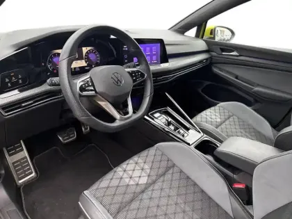 Photo 41 Volkswagen Golf  1.5 eTSI OPF 150 DSG7