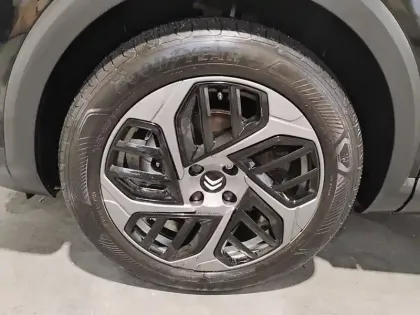 Photo 8 Citroën C4 e- 156 ch autonomie etendue  Automatique