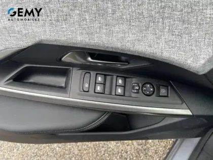 Photo 19 Peugeot 3008  Hybrid 136 e-DCS6