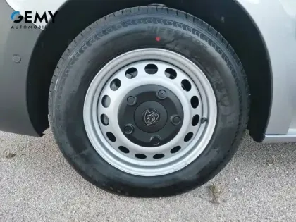 Photo 10 Peugeot Expert  FGN M DIESEL 150 CH MANUELLE