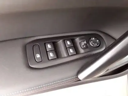 Photo 20 Peugeot 308 Gén. II Ph2 Tech Edition 5