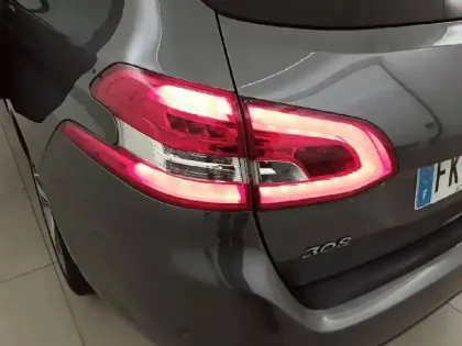 Photo 16 Peugeot 308 Gén. II Ph2 Tech Edition 5