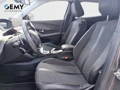 Photo 40 Peugeot 2008  PureTech 130 S&S EAT8