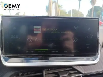 Photo 28 Peugeot 2008  PureTech 130 S&S EAT8