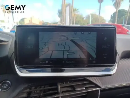 Photo 45 Peugeot 2008  PureTech 130 S&S EAT8