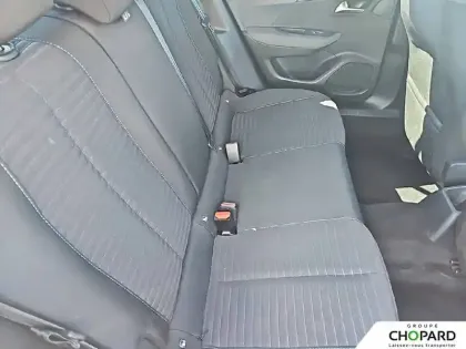 Photo 8 Peugeot 2008  PureTech 130 S&S BVM6