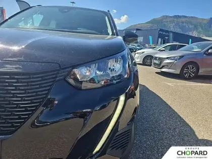 Photo 13 Peugeot 2008  PureTech 130 S&S BVM6