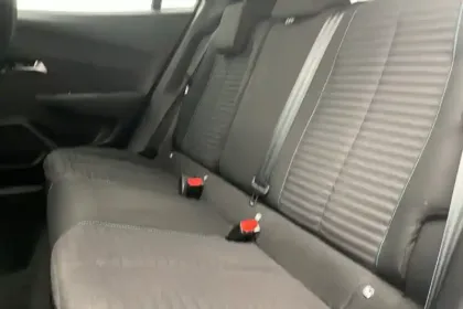 Photo 45 Peugeot 2008  PureTech 130 S&S BVM6