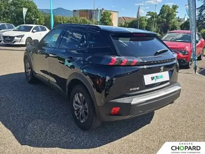 Photo 15 Peugeot 2008  PureTech 130 S&S BVM6