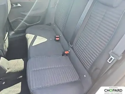 Photo 6 Peugeot 2008  PureTech 130 S&S BVM6