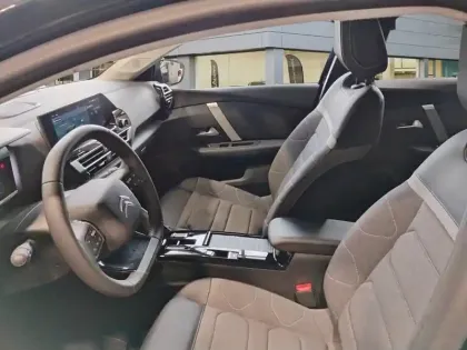 Photo 13 Citroën C4 e- 156 ch autonomie etendue  Automatique