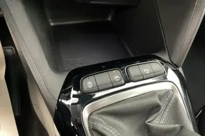 Photo 54 Opel Corsa  1.2 75 ch BVM5