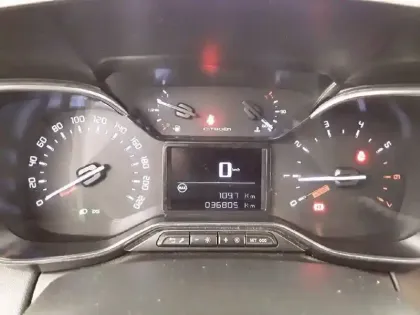 Photo 9 Citroën C3 Aircross  PureTech 110 S&S BVM6