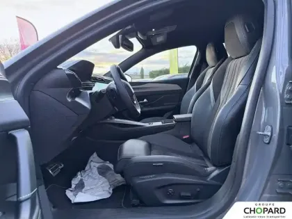 Photo 10 Peugeot 408  Hybrid 145 e-DCS6