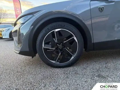 Photo 23 Peugeot 408  Hybrid 145 e-DCS6