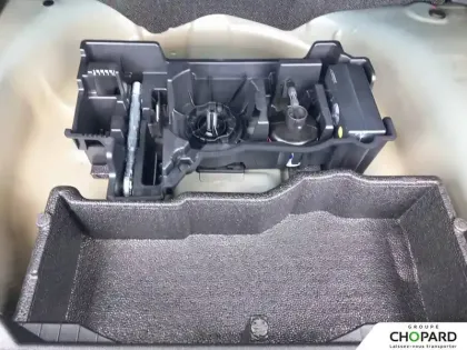 Photo 23 Peugeot 2008  Hybrid 145 e-DCS6