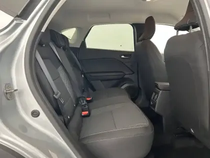 Photo 24 Renault Captur  E-Tech full hybrid 145