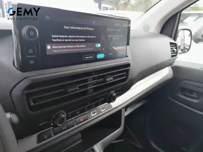 Photo 12 Peugeot Expert  FGN M DIESEL 150 CH AUTOMATIQUE