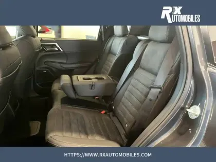 Photo 16 Mitsubishi Outlander  2.4 MIVEC PHEV 306 4WD